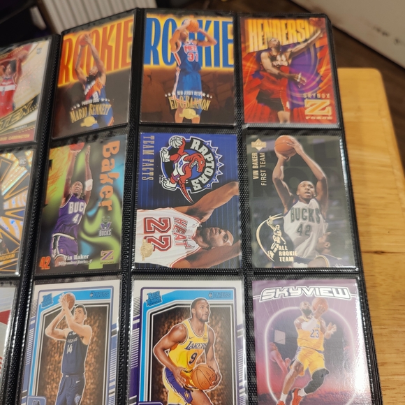 Sports Card Collection - Picture 8 of 16